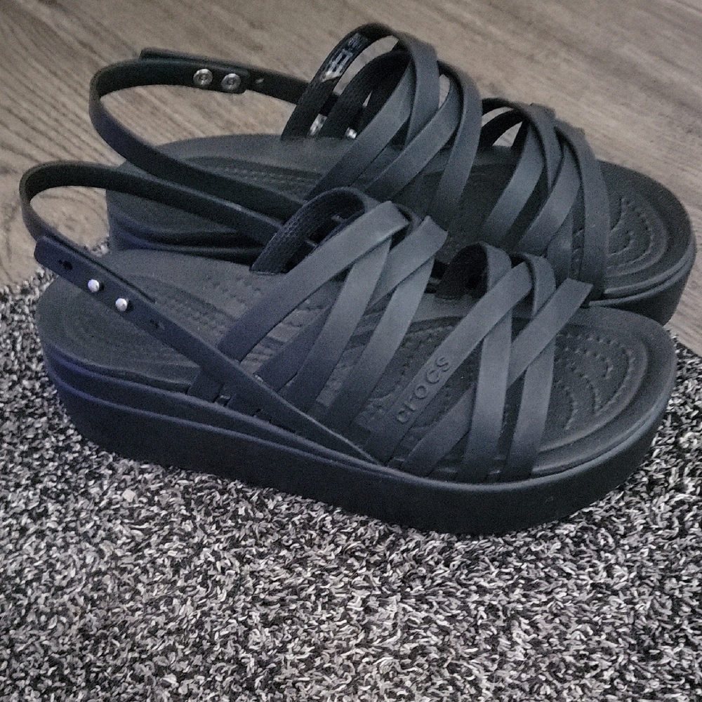CROCS Black Sandals with Platform Comfort